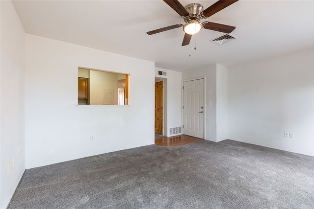 2210 Miguel Chavez 224, Santa Fe, NM 87505