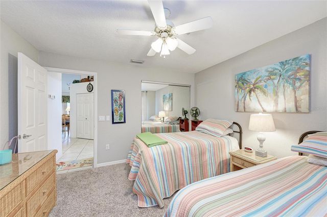 6821 FAIRVIEW TERRACE 6821, Bradenton, FL 34203