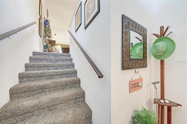 6821 FAIRVIEW TERRACE 6821, Bradenton, FL 34203