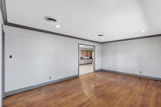 528 Beresford Street, Houston, TX 77015