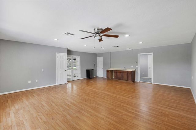 528 Beresford Street, Houston, TX 77015