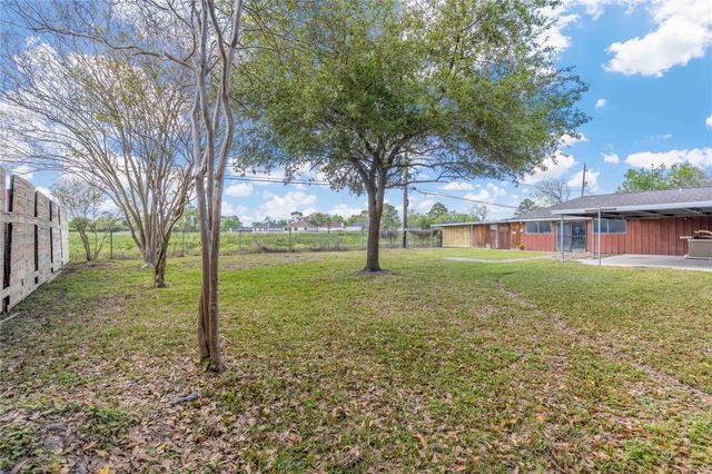 528 Beresford Street, Houston, TX 77015