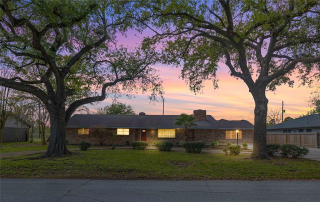 528 Beresford Street, Houston, TX 77015