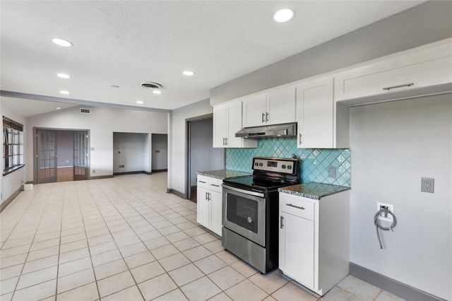 528 Beresford Street, Houston, TX 77015