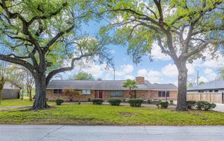 528 Beresford Street, Houston, TX 77015