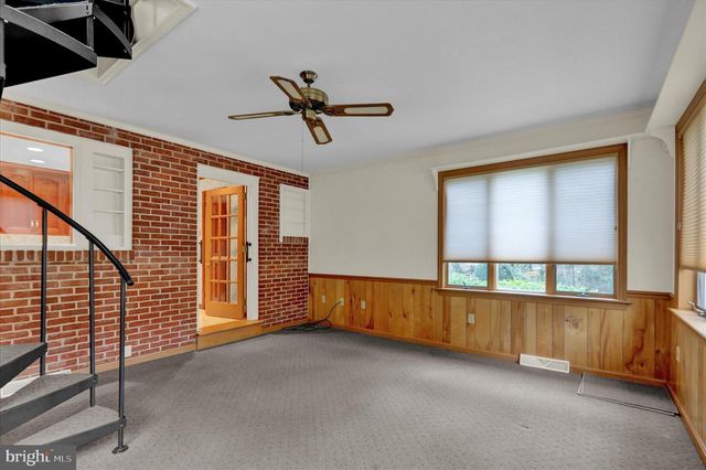 62 OAK LN, Lancaster, PA 17603