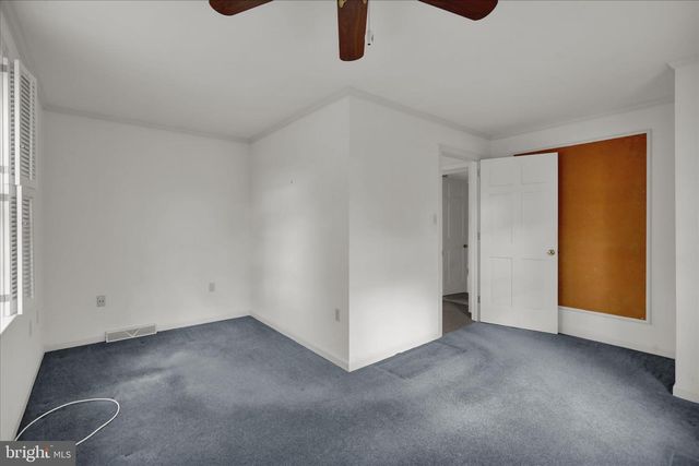 62 OAK LN, Lancaster, PA 17603