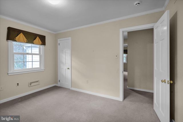 62 OAK LN, Lancaster, PA 17603