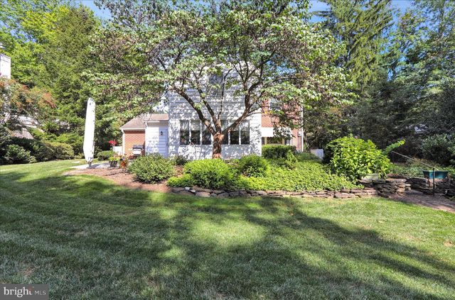 62 OAK LN, Lancaster, PA 17603