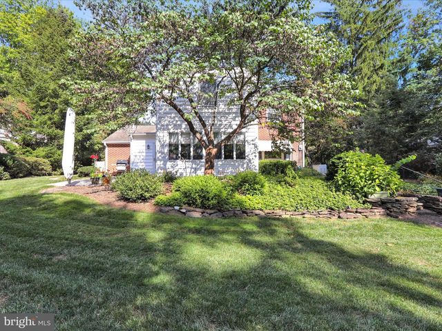 62 OAK LN, Lancaster, PA 17603