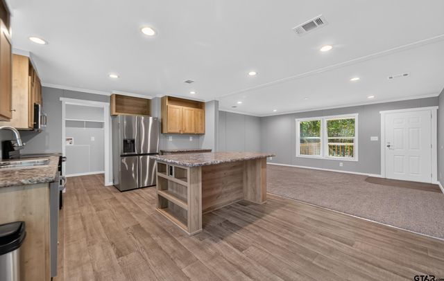 469 Crockett, Bullard, TX 75757