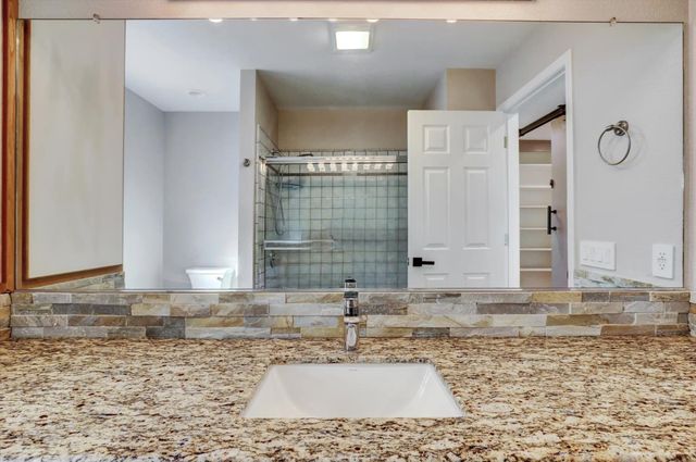 10428 Riffle Box Rd, Rough And Ready, CA 95975