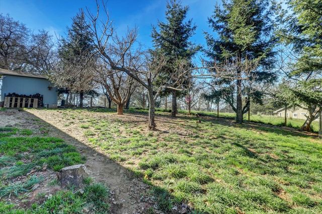10428 Riffle Box Rd, Rough And Ready, CA 95975