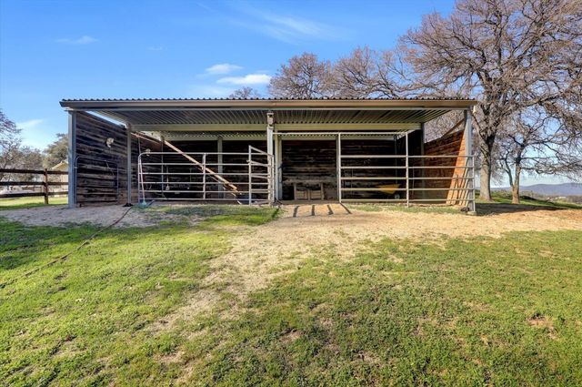 10428 Riffle Box Rd, Rough And Ready, CA 95975