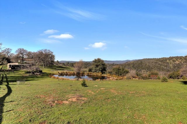 10428 Riffle Box Rd, Rough And Ready, CA 95975