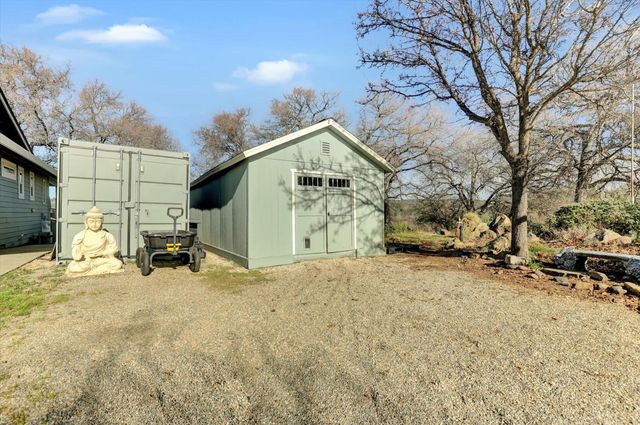 10428 Riffle Box Rd, Rough And Ready, CA 95975