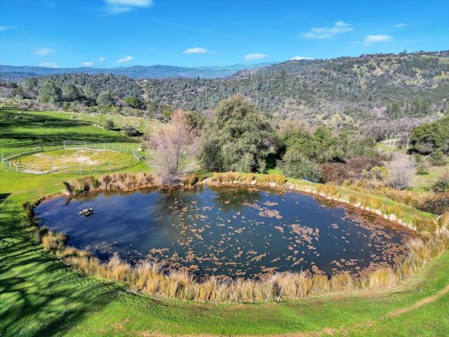 10428 Riffle Box Rd, Rough And Ready, CA 95975