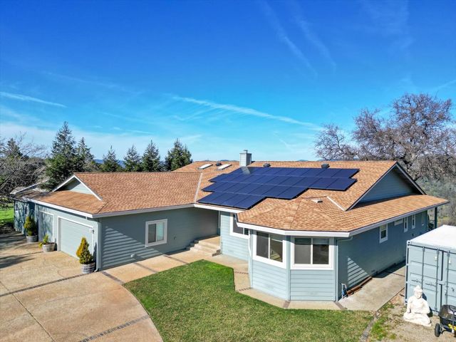 10428 Riffle Box Rd, Rough And Ready, CA 95975