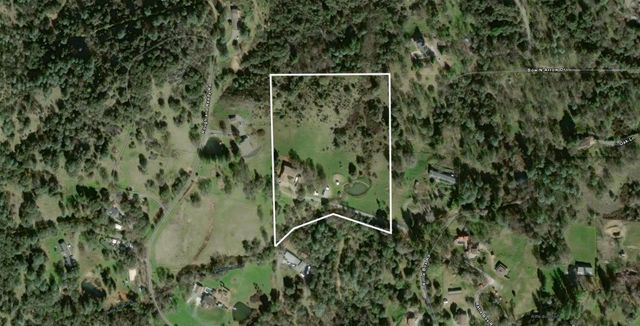 10428 Riffle Box Rd, Rough And Ready, CA 95975