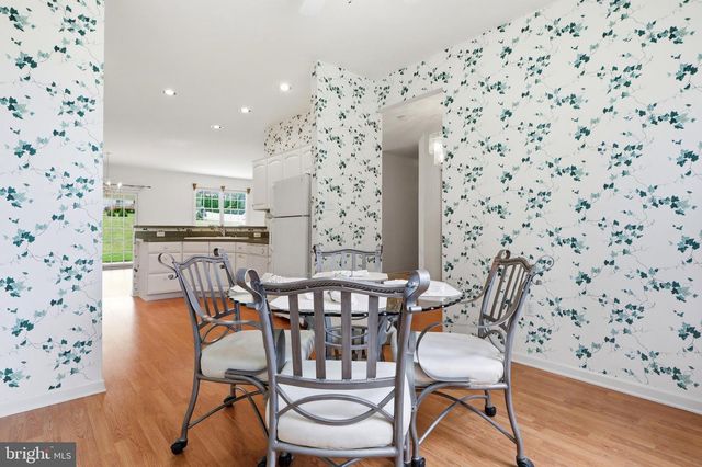 1456 WHEATFIELD DR, York, PA 17408