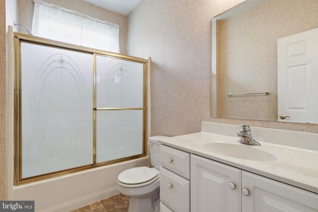1456 WHEATFIELD DR, York, PA 17408