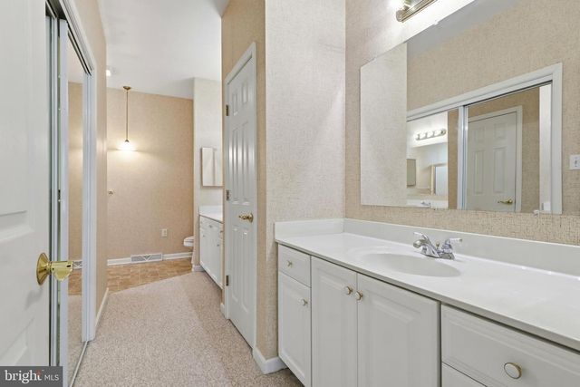 1456 WHEATFIELD DR, York, PA 17408