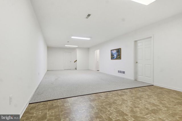 1456 WHEATFIELD DR, York, PA 17408