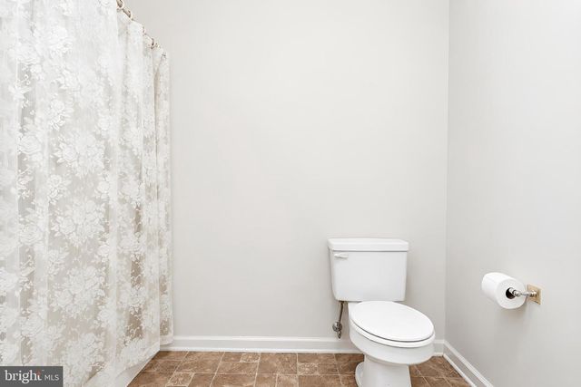 1456 WHEATFIELD DR, York, PA 17408
