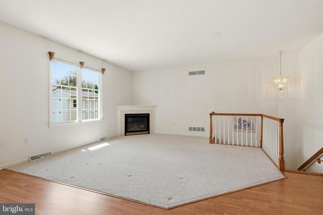 1456 WHEATFIELD DR, York, PA 17408