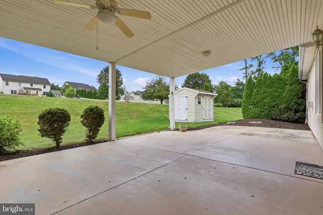 1456 WHEATFIELD DR, York, PA 17408