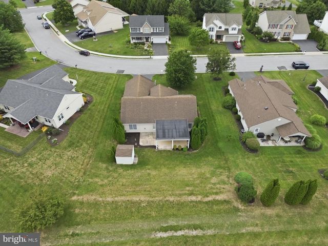 1456 WHEATFIELD DR, York, PA 17408