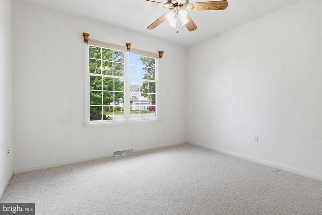 1456 WHEATFIELD DR, York, PA 17408