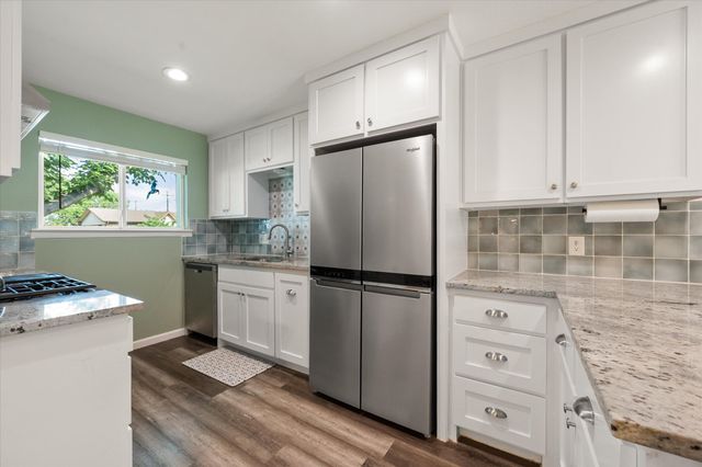 5900 Plum Street, Watauga, TX 76148
