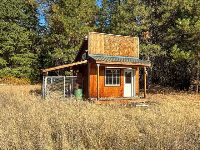1579 Hershaw Rd, Newport, WA 99156 property photo