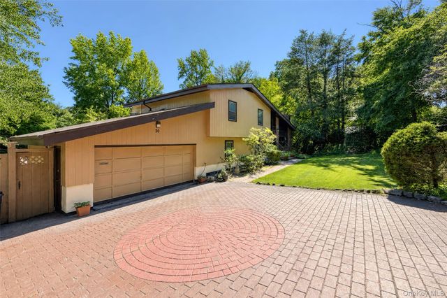 30 Dalewood Drive, Hartsdale, NY 10530