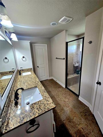 18354 Deerview Lane, New Ulm, TX 78950