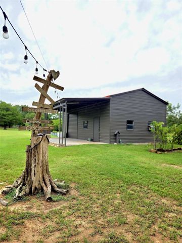 18354 Deerview Lane, New Ulm, TX 78950