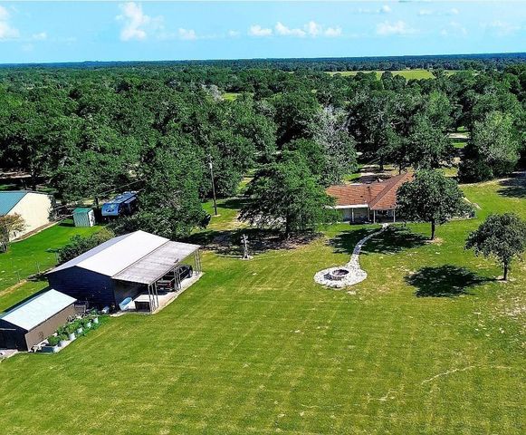 18354 Deerview Lane, New Ulm, TX 78950