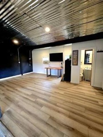 18354 Deerview Lane, New Ulm, TX 78950