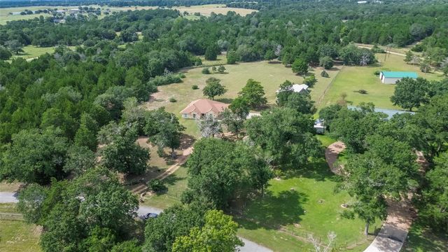 18354 Deerview Lane, New Ulm, TX 78950