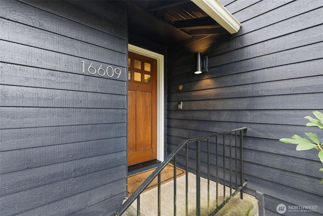 16609 NE 91st Street, Redmond, WA 98052