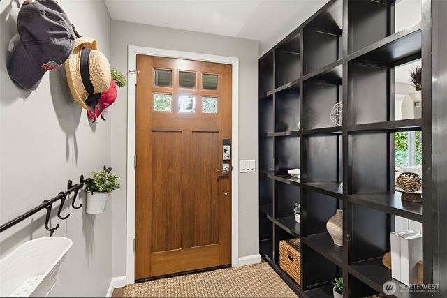 16609 NE 91st Street, Redmond, WA 98052