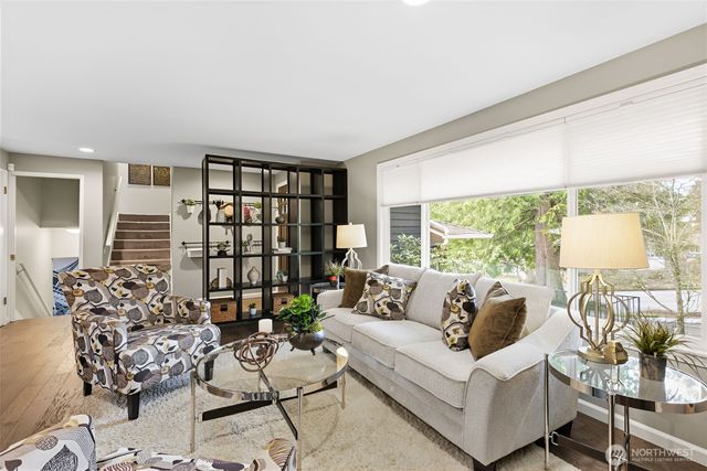 16609 NE 91st Street, Redmond, WA 98052