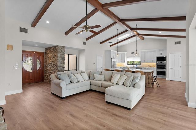 60 SAND LAKE PLACE, Eustis, FL 32726