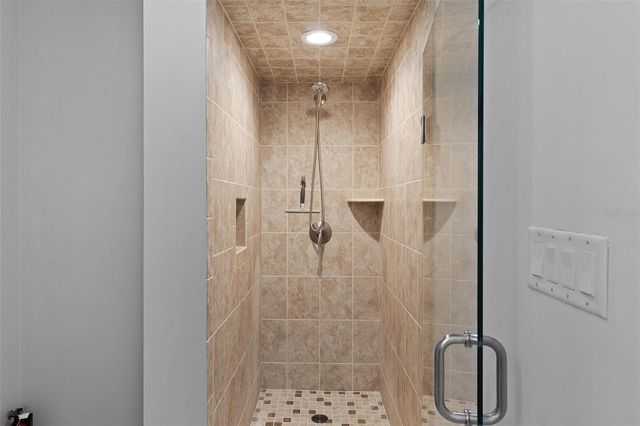 60 SAND LAKE PLACE, Eustis, FL 32726