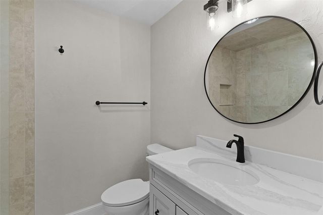 60 SAND LAKE PLACE, Eustis, FL 32726