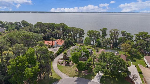 60 SAND LAKE PLACE, Eustis, FL 32726