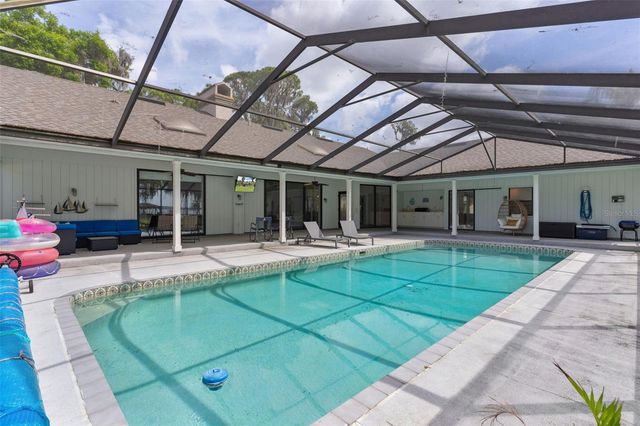 60 SAND LAKE PLACE, Eustis, FL 32726