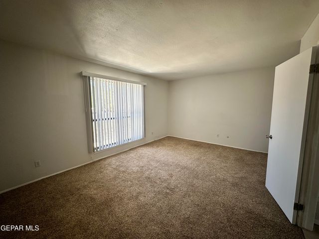 336 VILLA CANTO Street, El Paso, TX 79912