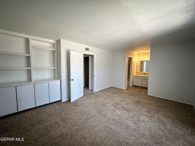 336 VILLA CANTO Street, El Paso, TX 79912